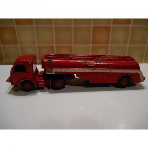 Camion Panhard "Dinky toys"