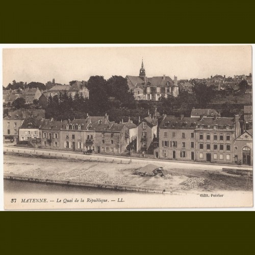 Mayenne "Le Quai de la Republique"