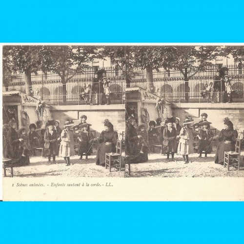 Carte Postale Stereo Ancienne "Enfants sautant à La Corde"